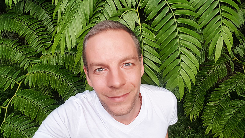 Simon-Sureshwara,-Yoga-and-Meditation-Teacher